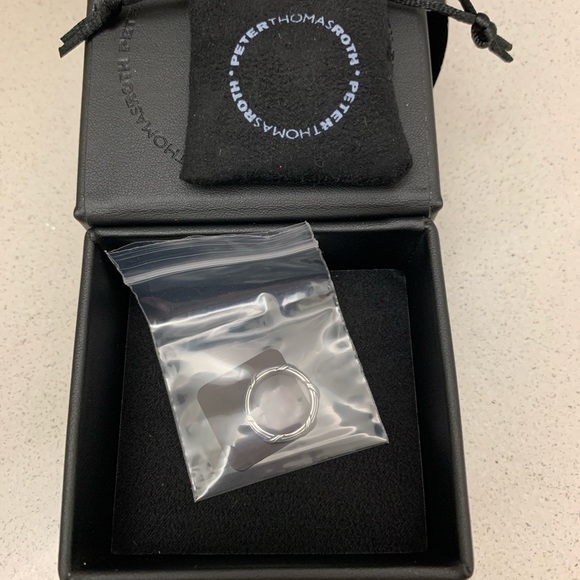 NWT Peter Thomas Roth Signature Classic Band 3 mm Ring in size 5 - Picture 5 of 11